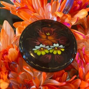 Russia Vintage brooch Floral Art Decorative